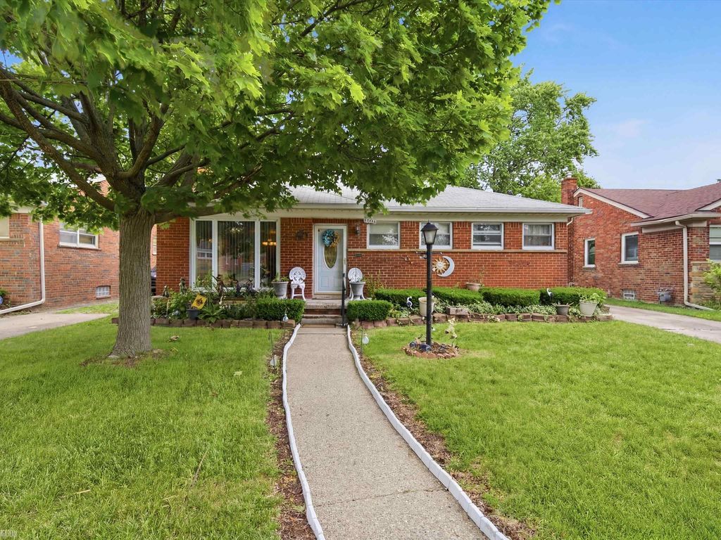 17101 Sprenger Ave, Eastpointe city