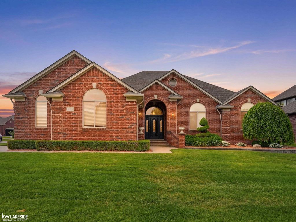 15408 Prentice Ct, Macomb township