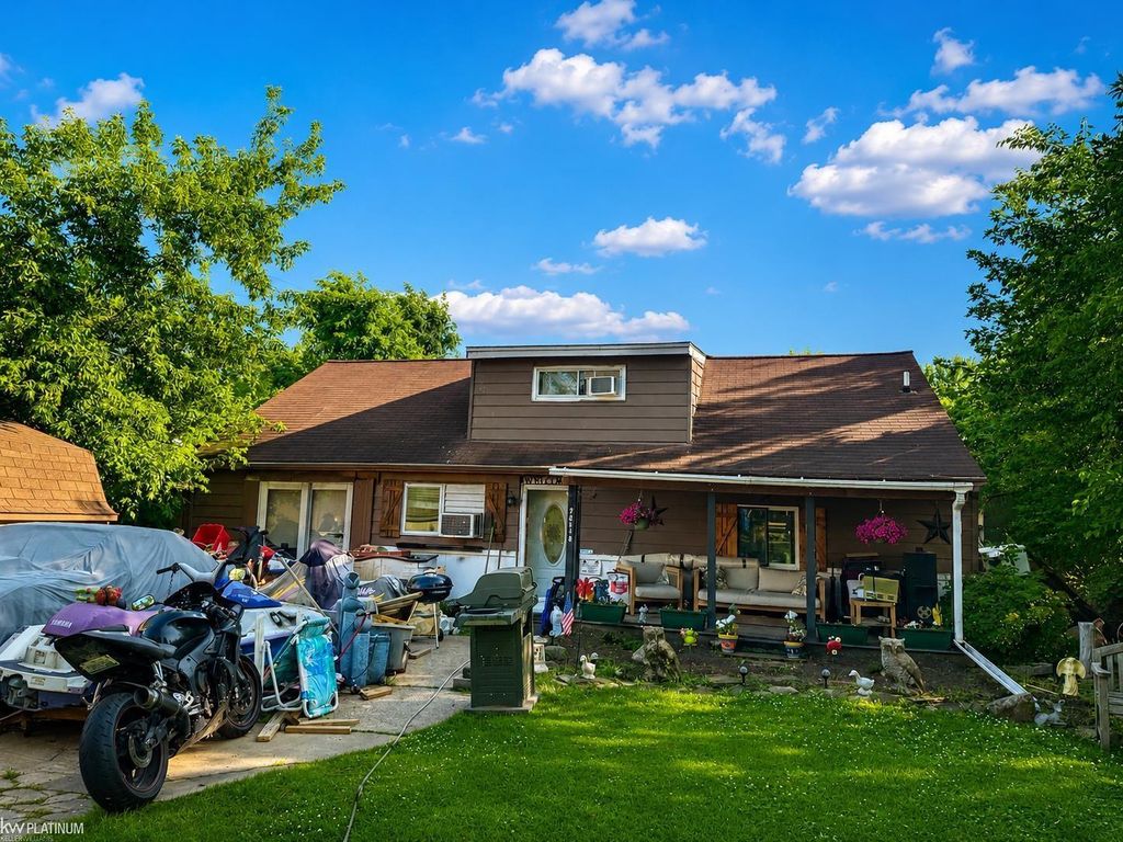 26148 Lamour St, Harrison charter township