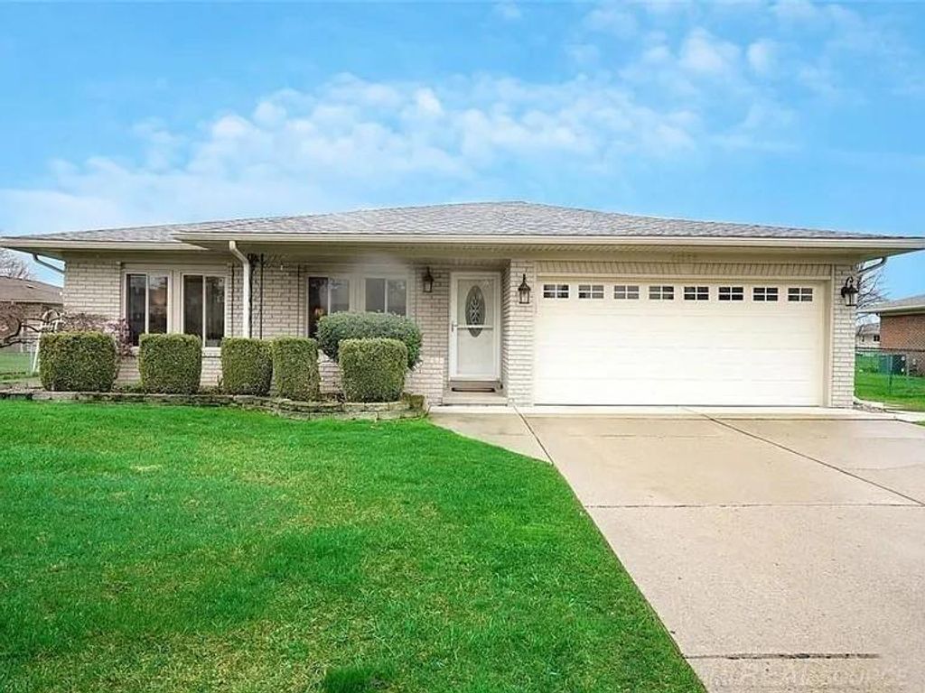 41223 Sesame Dr, Sterling Heights city