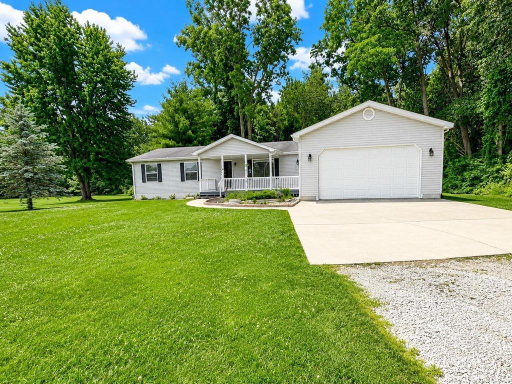3587 Keewahdin Rd, Fort Gratiot charter township