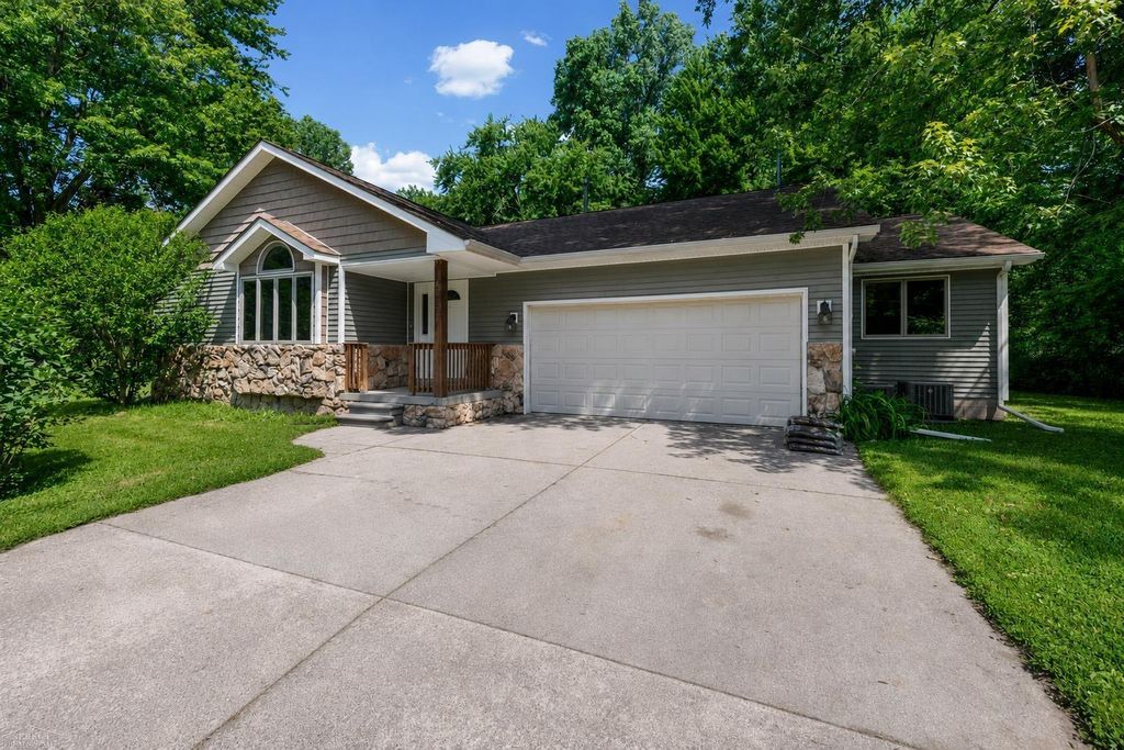 6580 Swartout Rd, Clay township