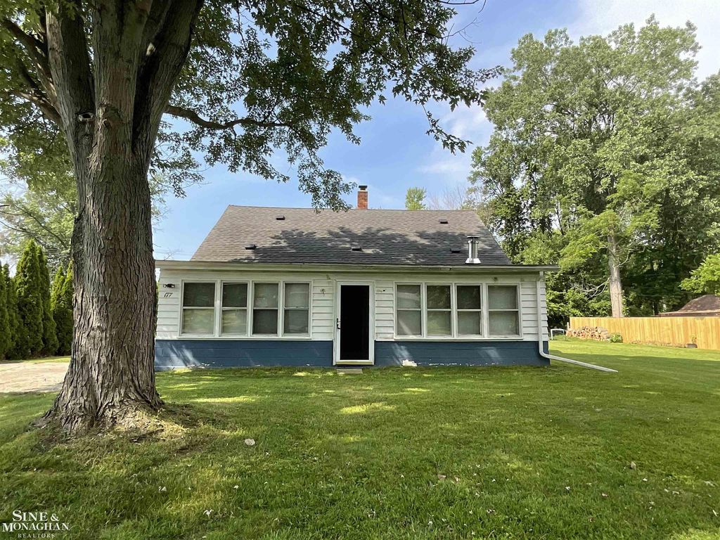 177 Williams St, Clay township