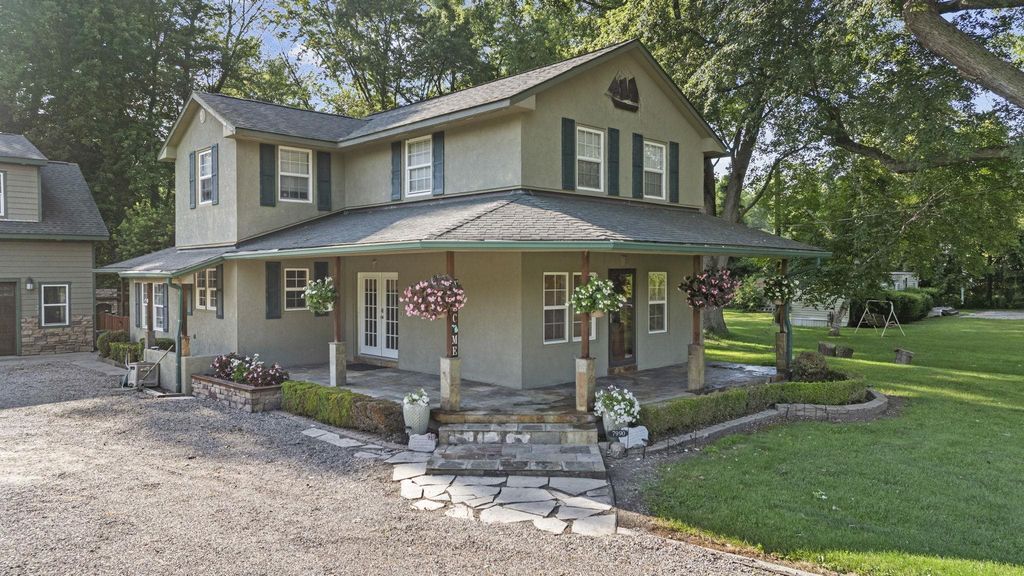 7990 Marsh Rd, Cottrellville township