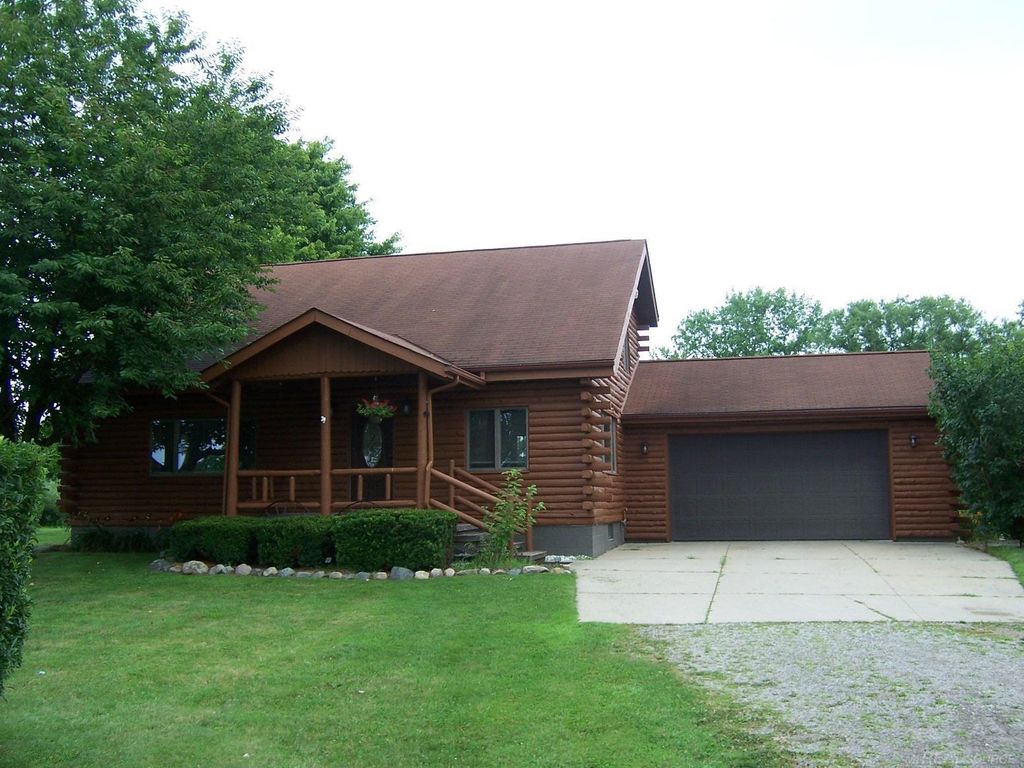 1535 Bauman Rd, Columbus township
