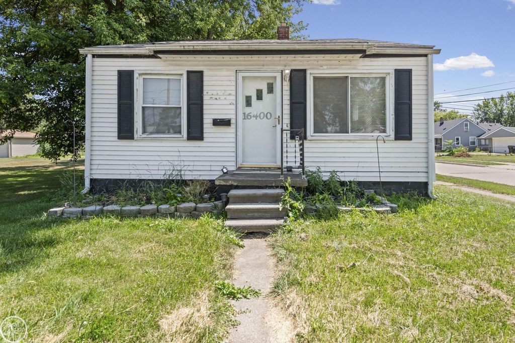 16400 Curtis St, Roseville city