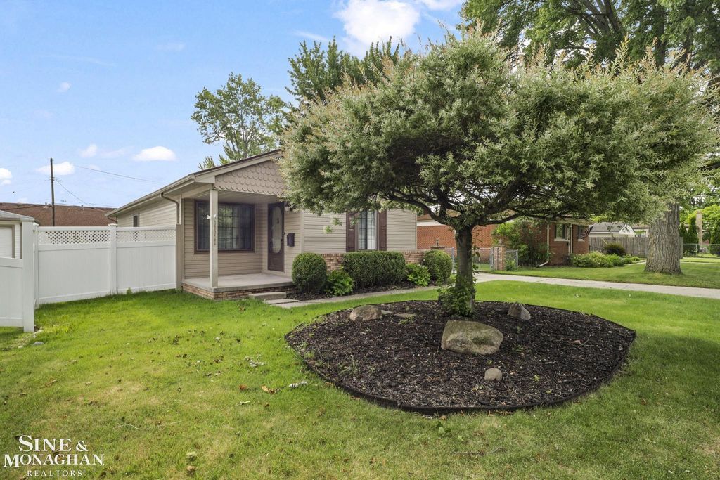 30022 5th St, St. Clair Shores city