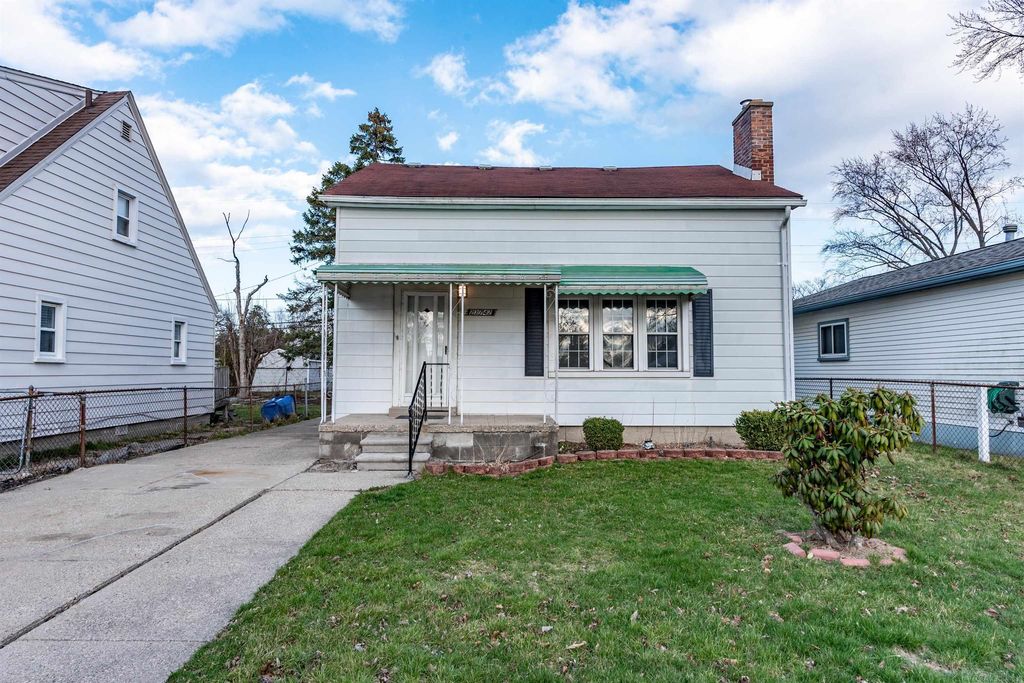 23742 Stewart Ave, Warren city