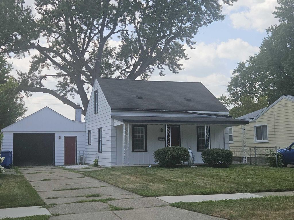 23529 Willard Ave, Warren city