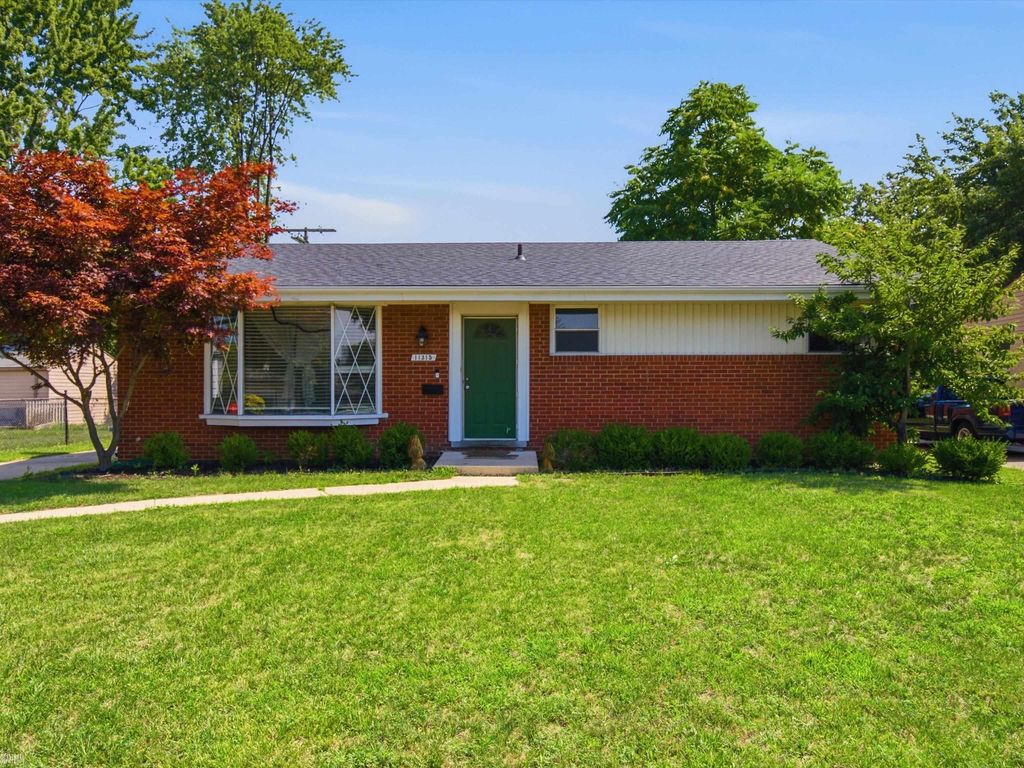 11315 Delvin Dr, Sterling Heights city