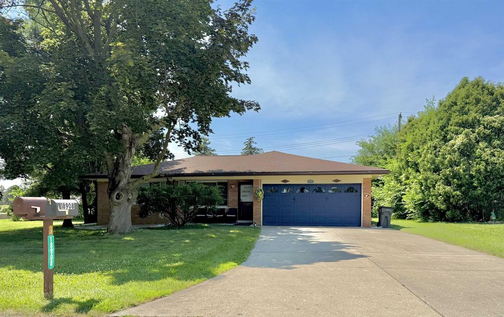 18908 Monica Dr, Clinton charter township