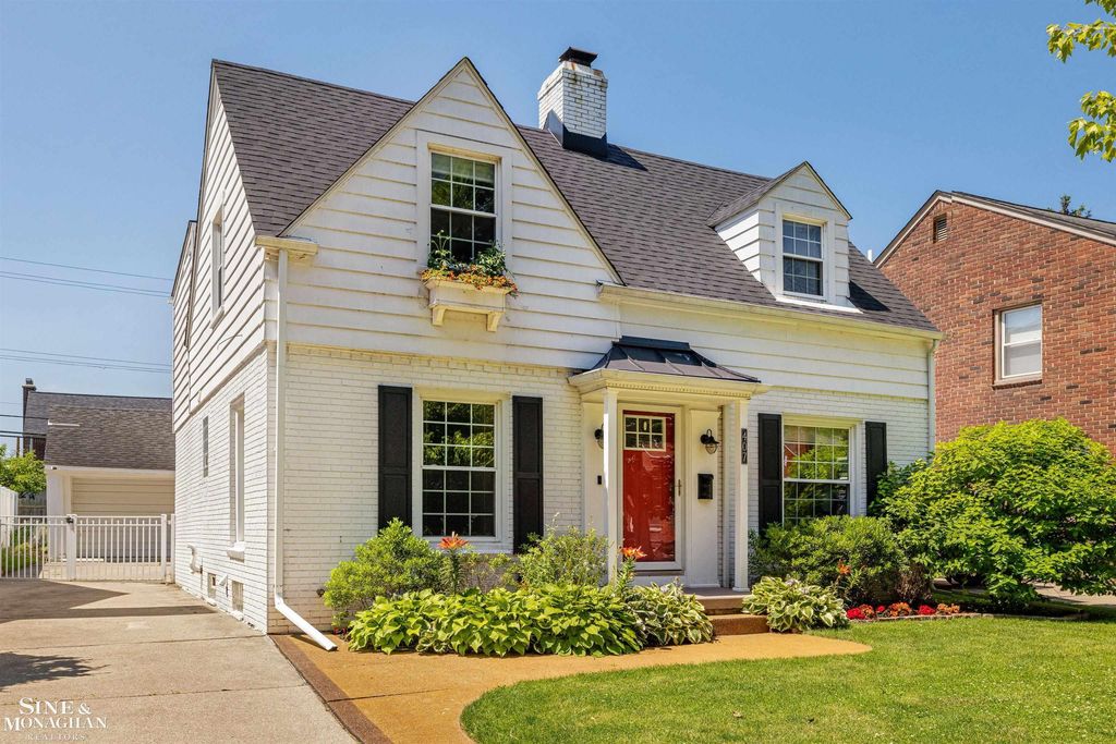 407 Lothrop Rd, Grosse Pointe Farms city