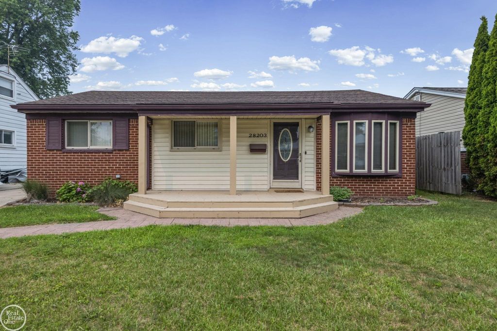 28203 Florence St, St. Clair Shores city