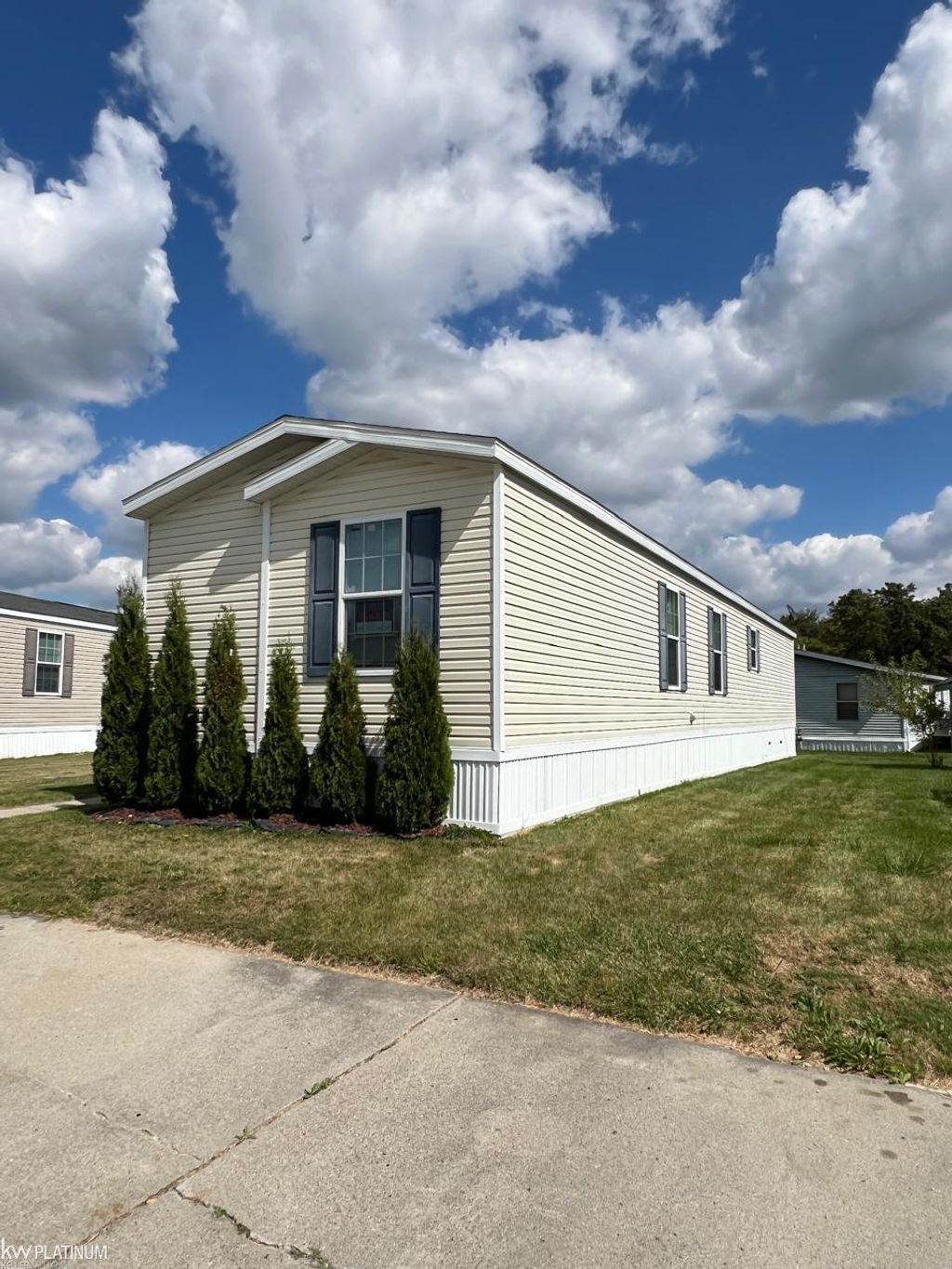 57114 Plymouth Rd, Washington township