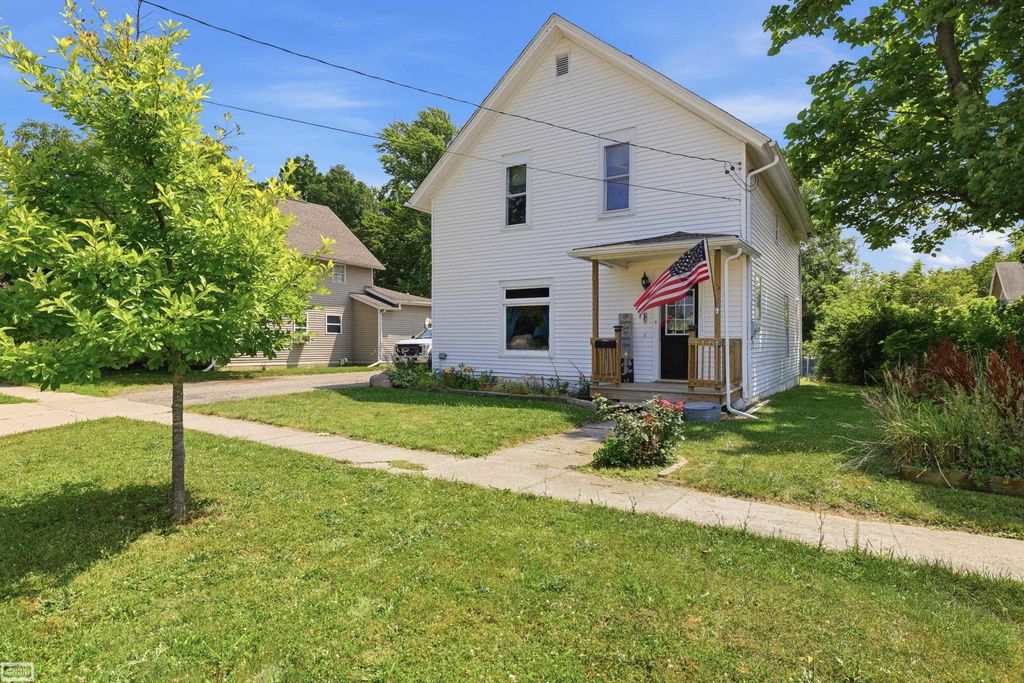 329 W Young St, Clio city