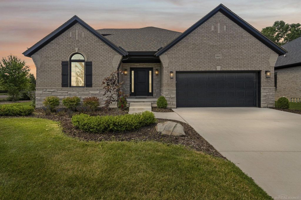 16612 Via Villagio Dr, Macomb
