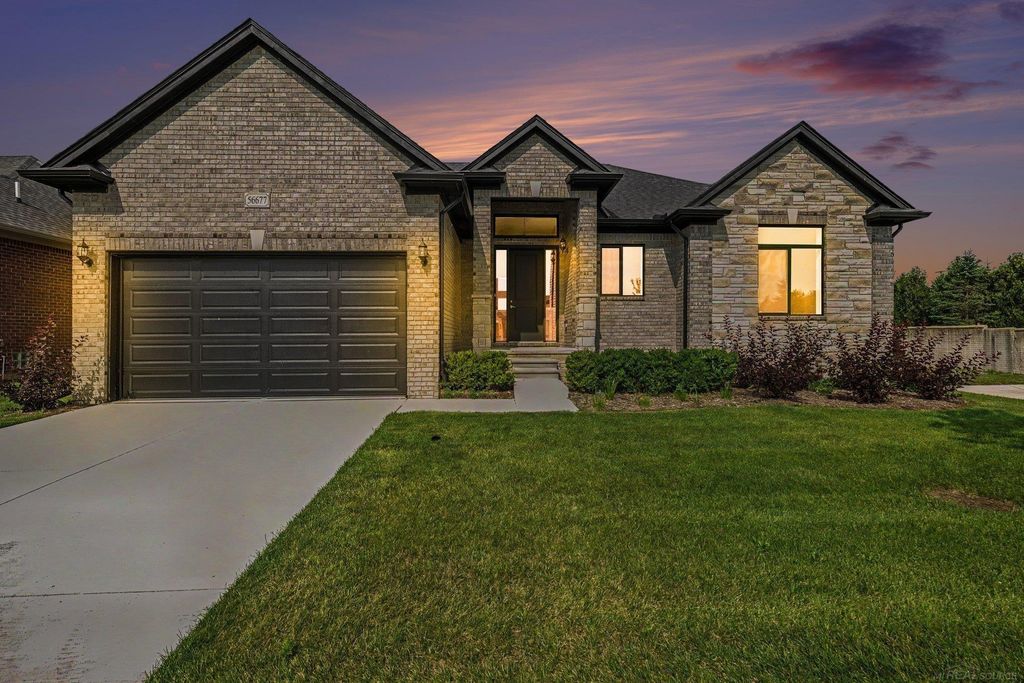 56677 Via Nesso St, Macomb township