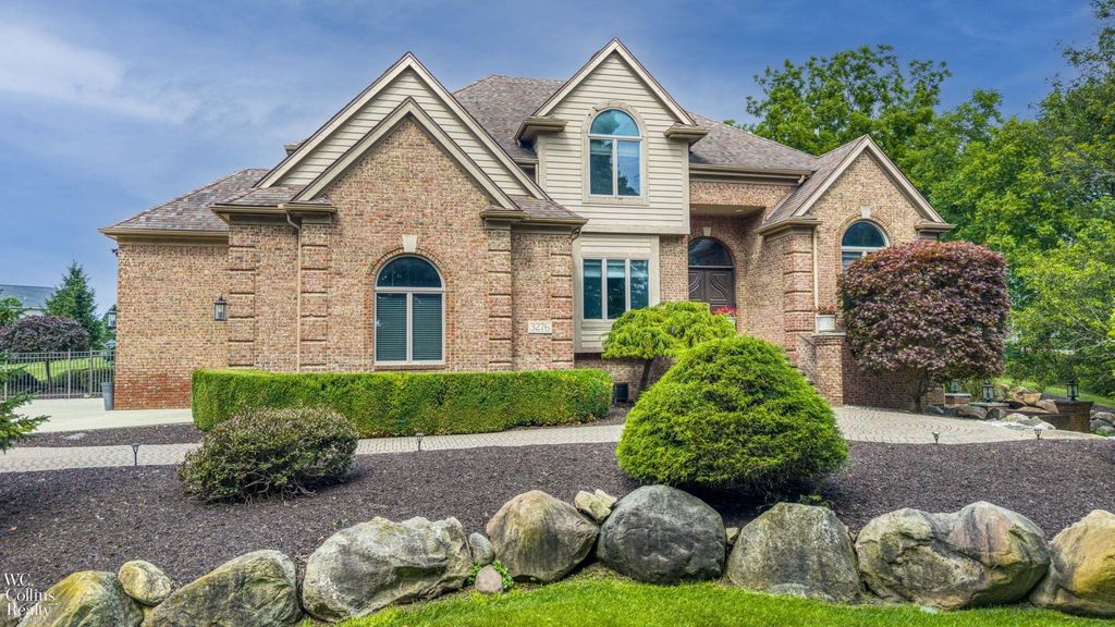3276 Kern Rd, Orion charter township