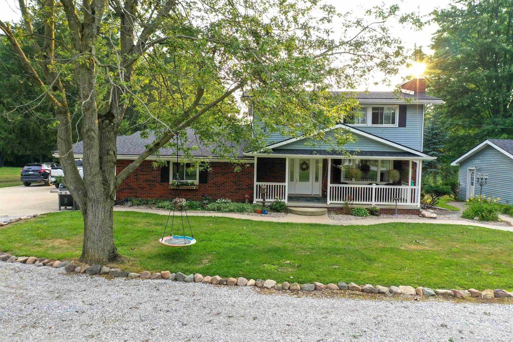 6235 Welch Rd, Brockway township