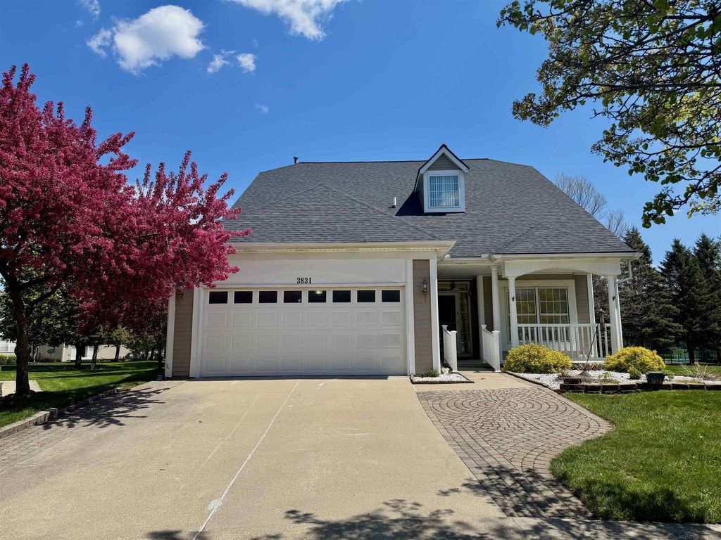 3831 Springwood Ct, Auburn Hills