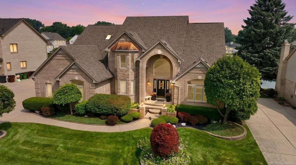 8893 Chestnut Run Dr, Shelby charter township
