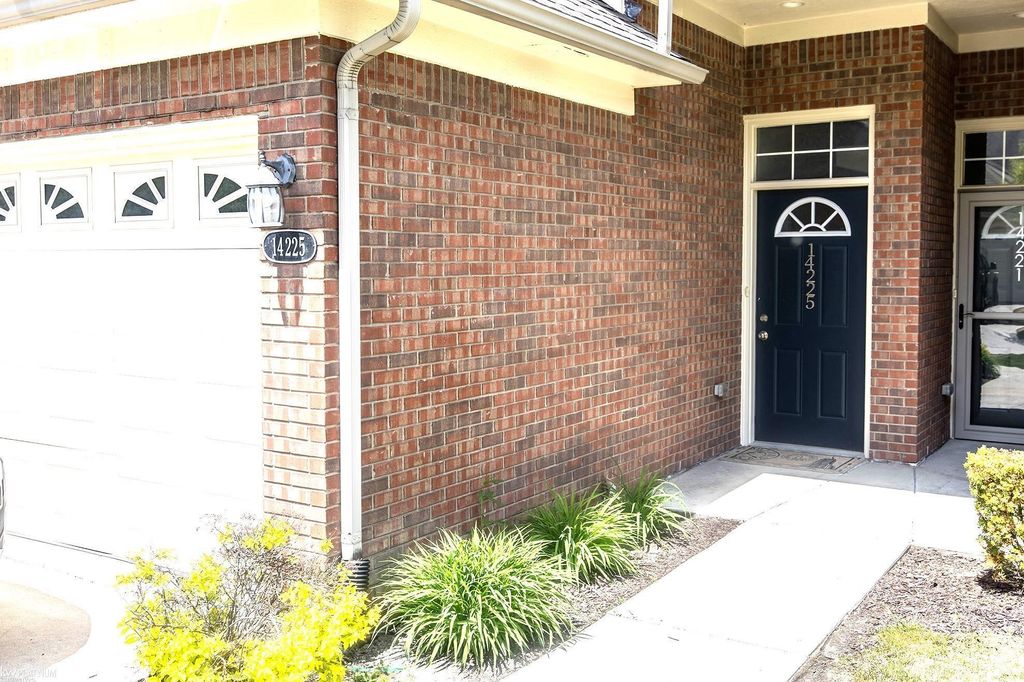 14225 Shadywood, Sterling Heights city