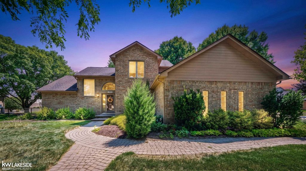 4418 Bayleaf Dr, Sterling Heights city
