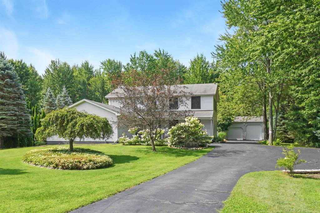 4399 Pine Grove Ave, Fort Gratiot charter township