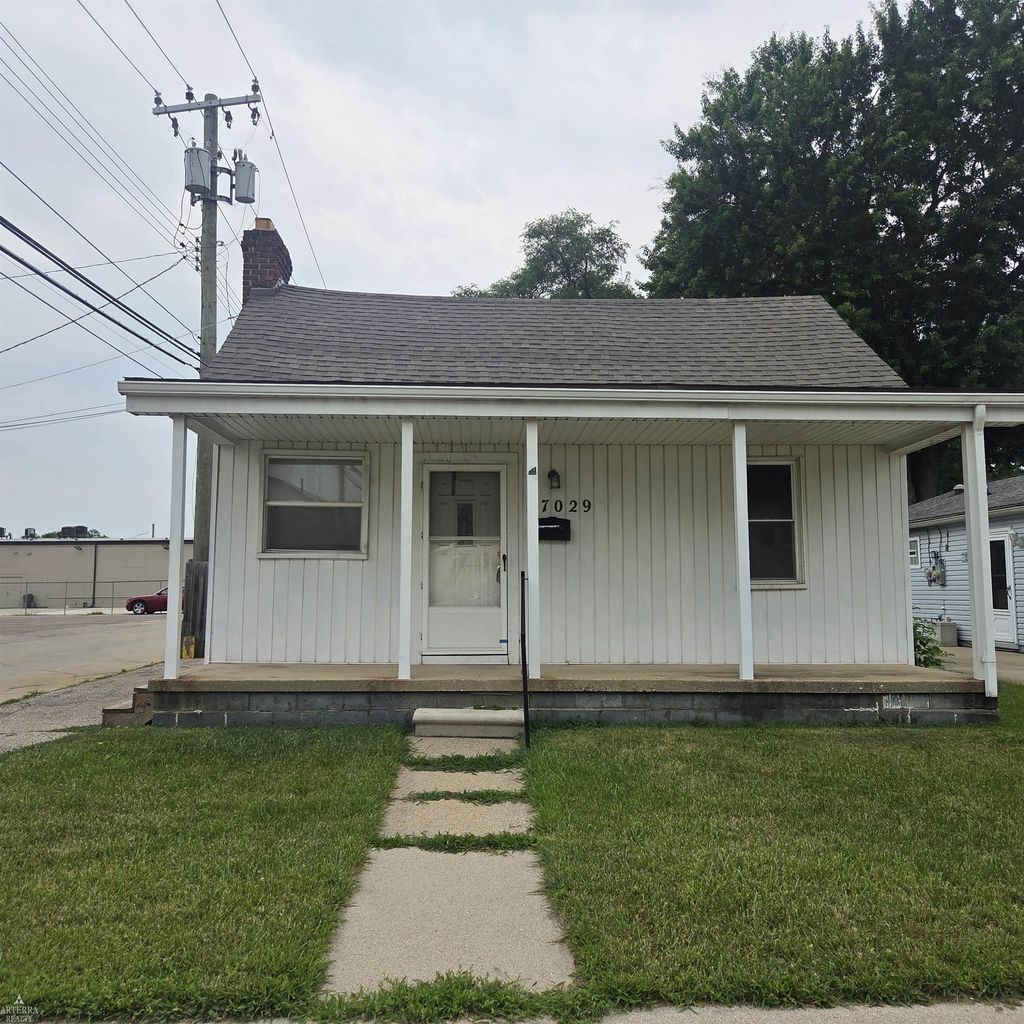 27029 Dartmouth St St, Madison Heights