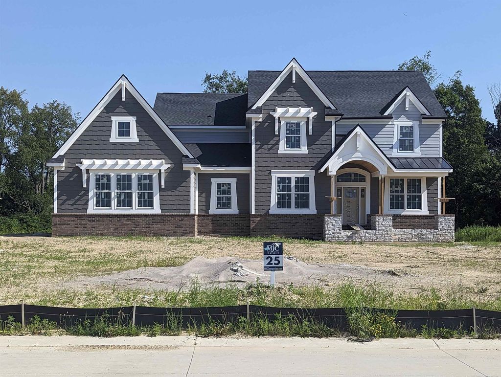 63744 Mulberry, Washington township