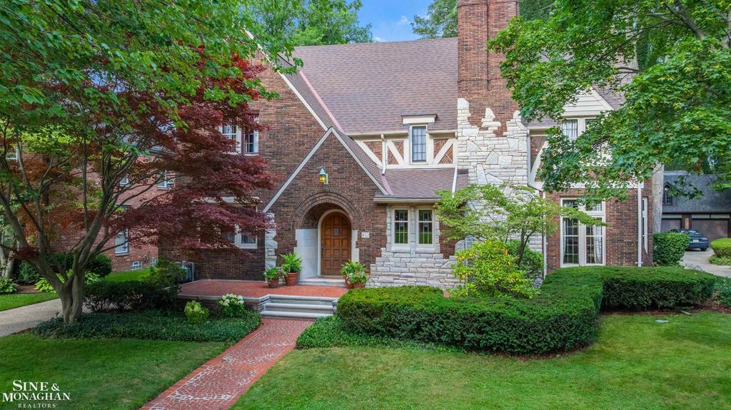 852 Whittier Rd, Grosse Pointe Park city