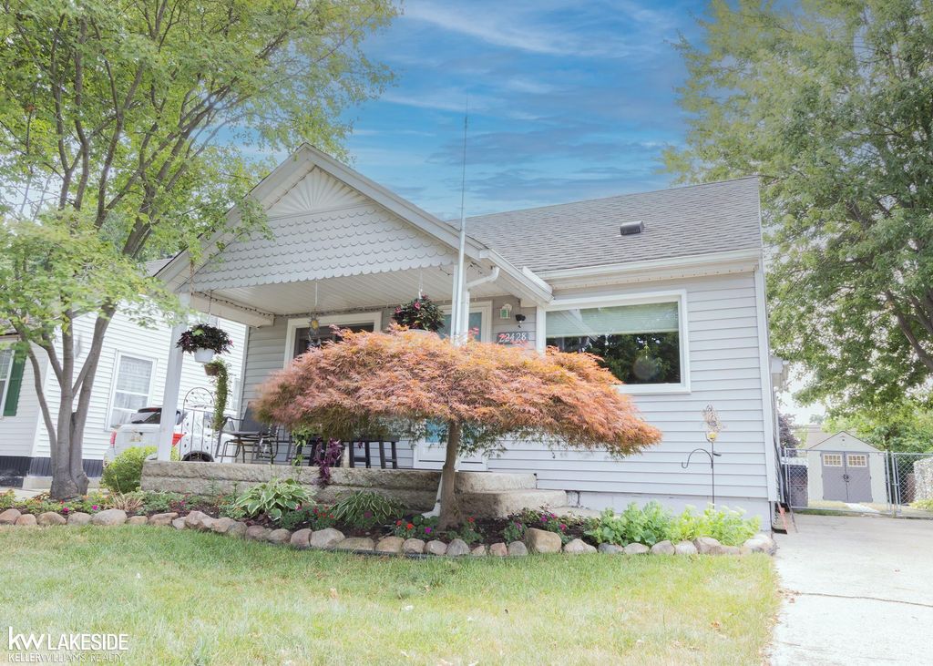 22428 Daniels St, St. Clair Shores city
