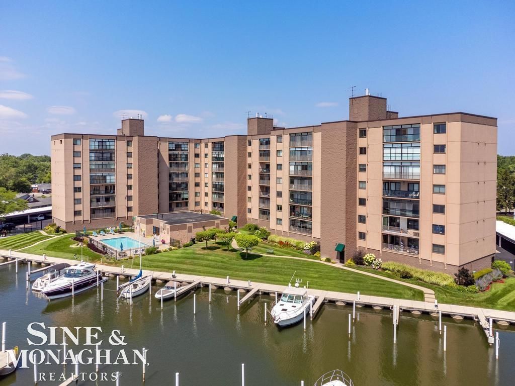 34432 Jefferson Unit 6 Ave, Harrison Twp