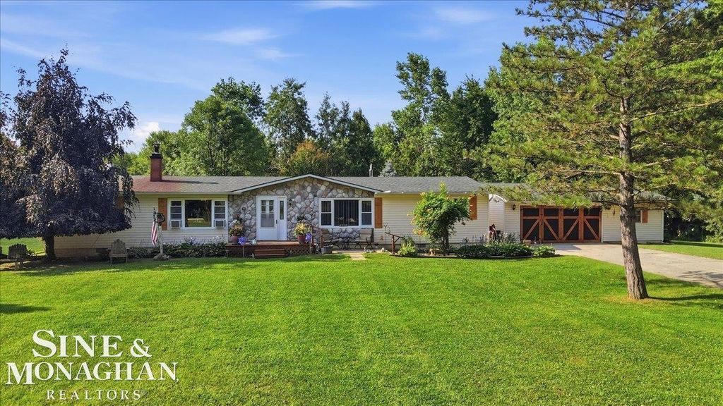 7665 Metcalf Rd, Kenockee township