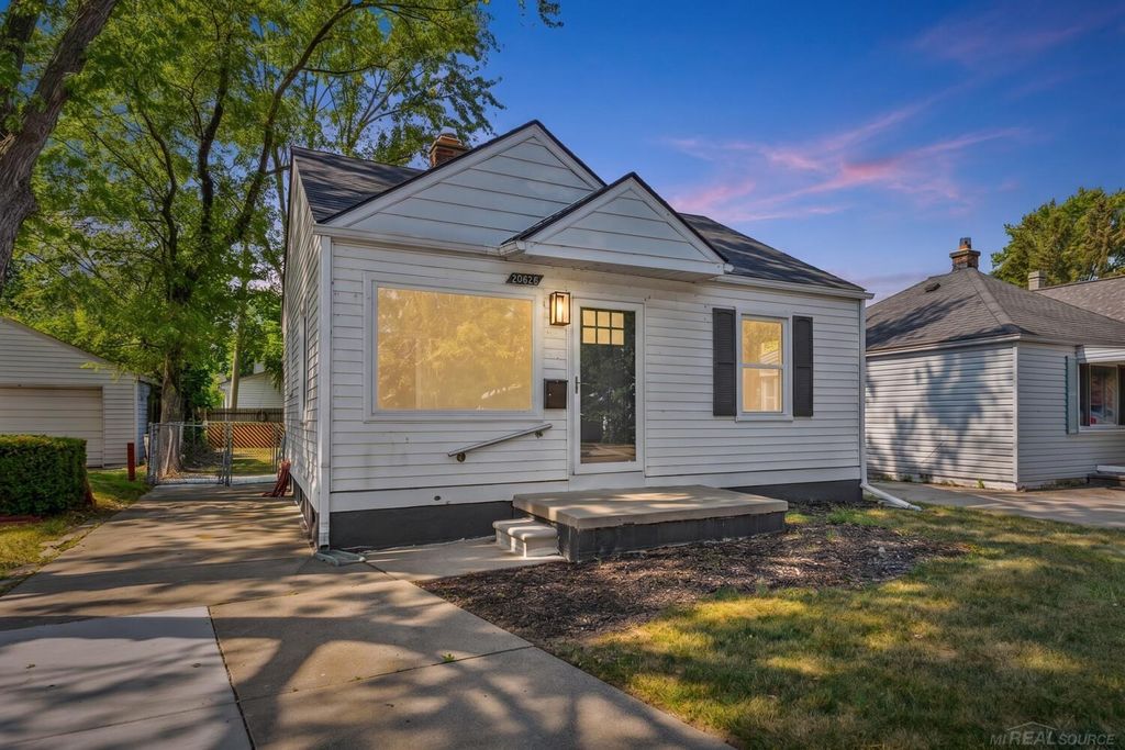 20626 Ridgemont  Rd, Harper Woods city