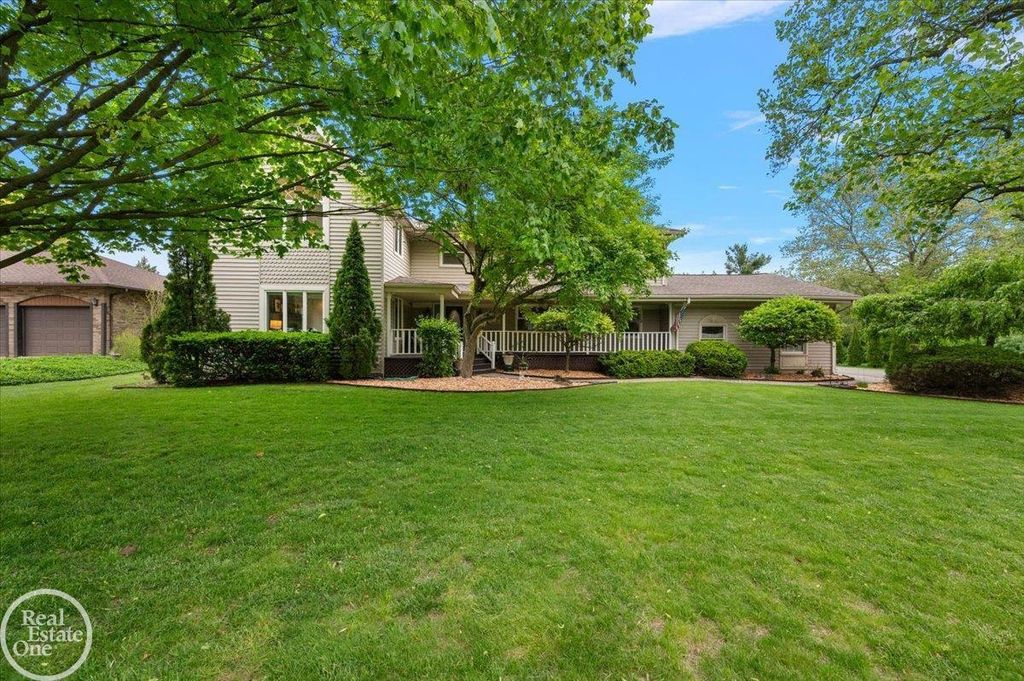 88 Aspinwall Dr, Troy city