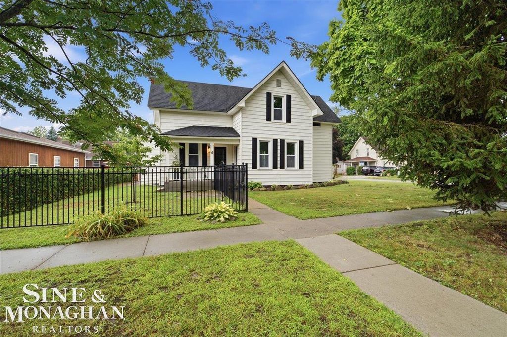 1015 Cass St, St. Clair city