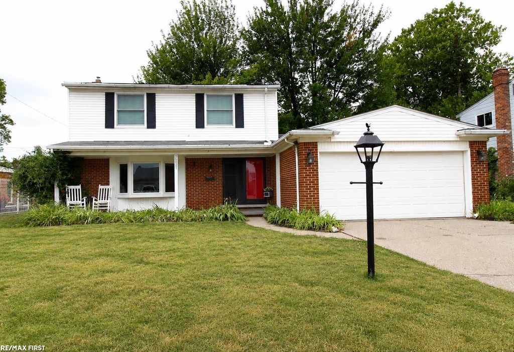 30827 Scrivo Dr, Warren city