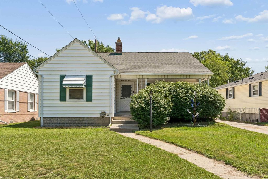 3440 Cherry St, Port Huron city