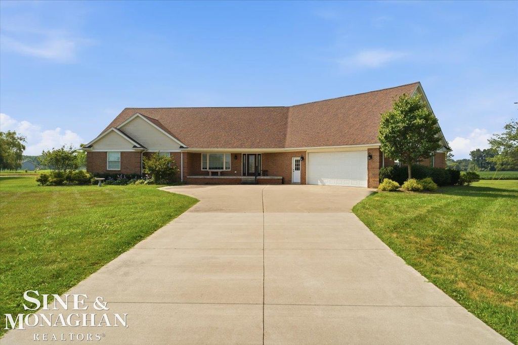 6593 Saint Clair Hwy, China township