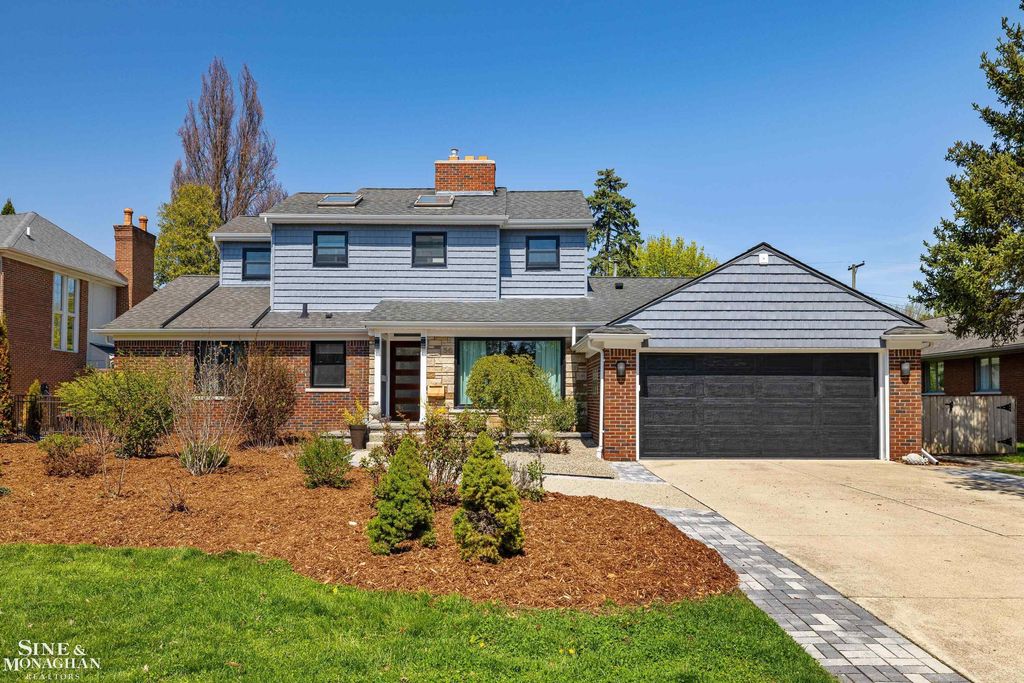 56 Hampton Rd, Village of Grosse Pointe Shores city