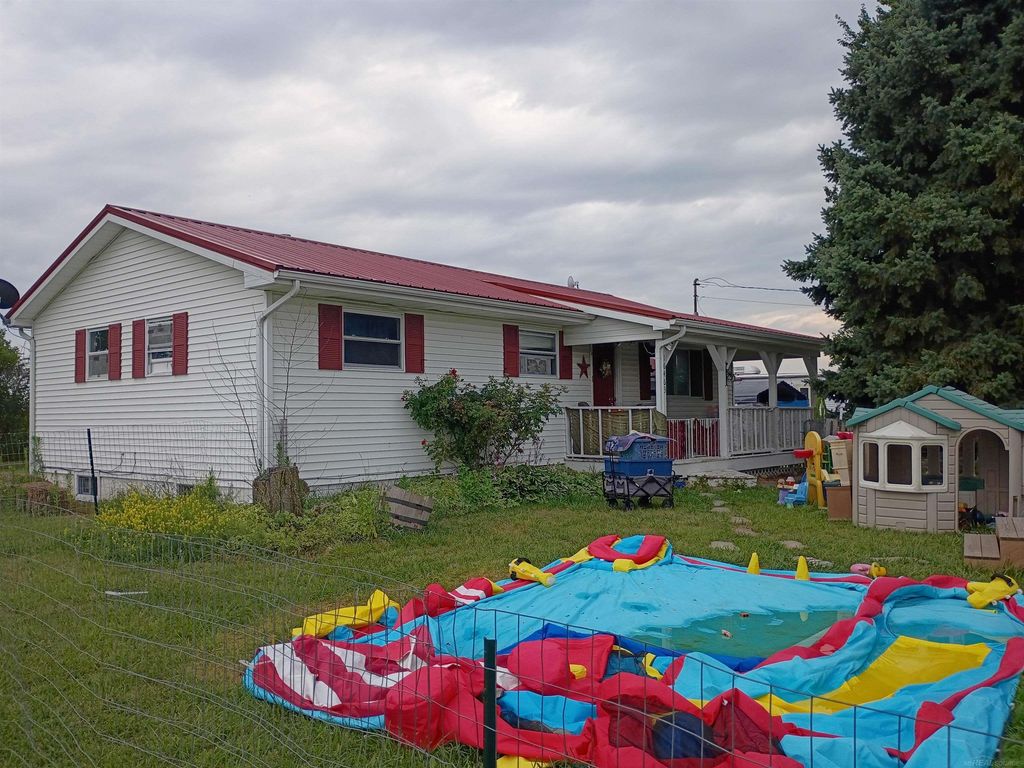 16463 Geddes Rd, Richland township