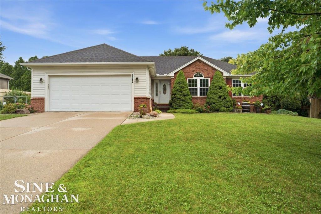 1580 S Delano St, St. Clair city