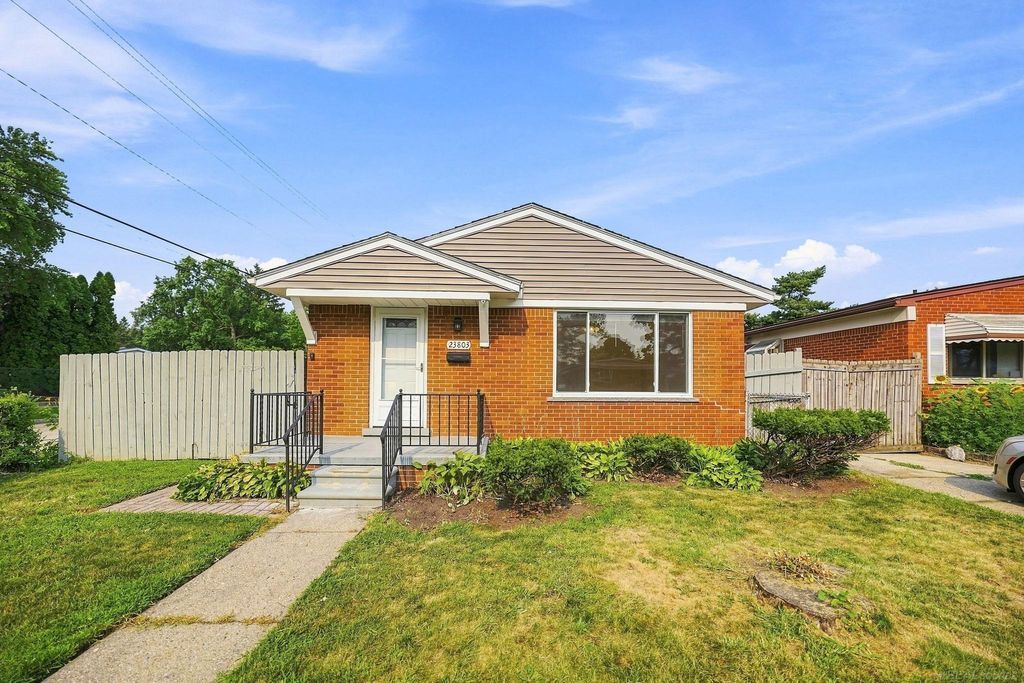 23803 Ada Ave, Warren city