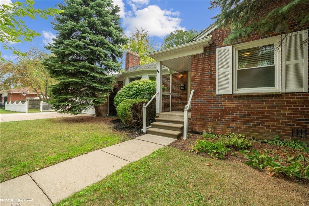 316 Chalfonte Ave, Grosse Pointe Farms city