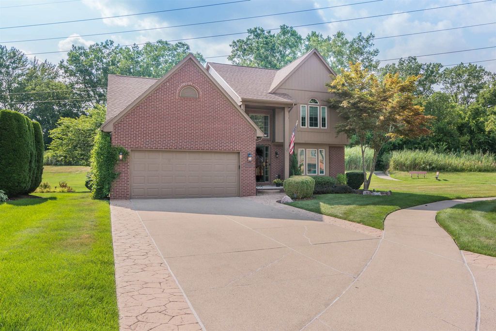 57721 Yorkshire Ct, Romeo village