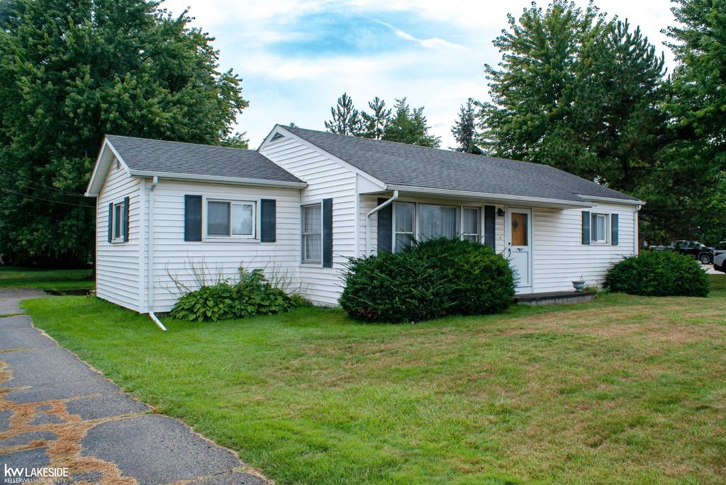 16890 25 Mile Rd, Macomb township