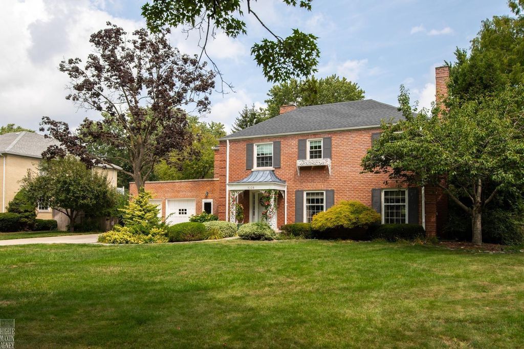 1024 Buckingham Rd, Grosse Pointe Park city
