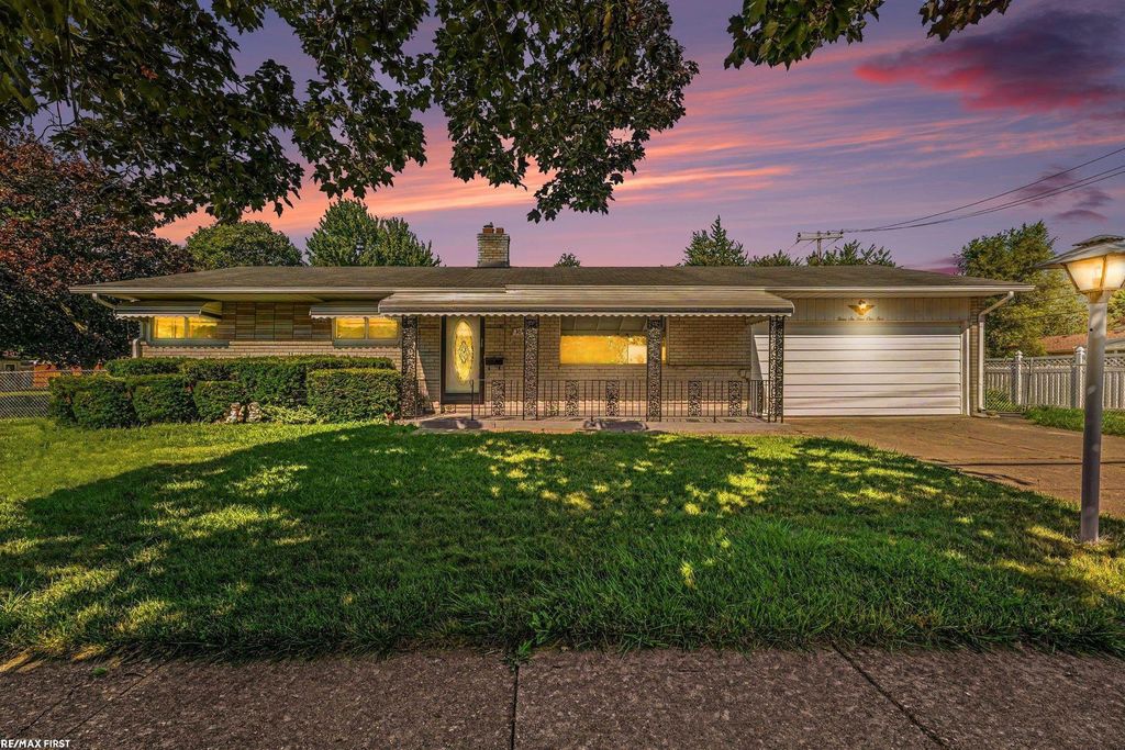 36415 Winterset Dr, Clinton charter township