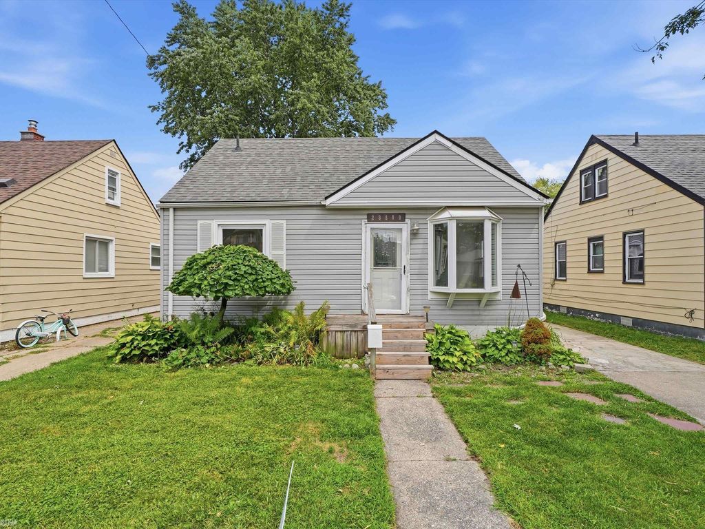 23800 Couzens, Hazel Park city